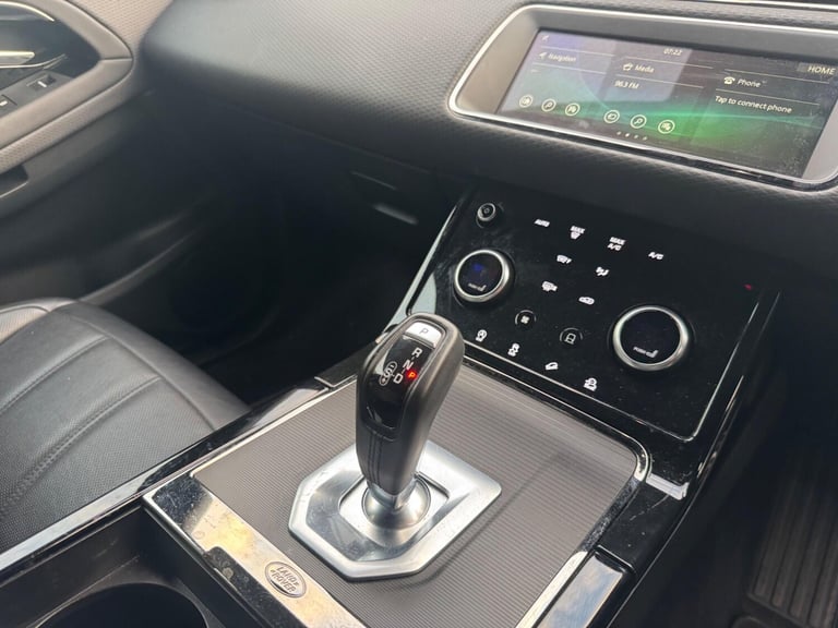 2019 Land Rover Range Rover Evoque 2.0 D150 R-Dynamic S Auto 4WD Euro 6 (s/s) 5dr ESTATE Diesel A...