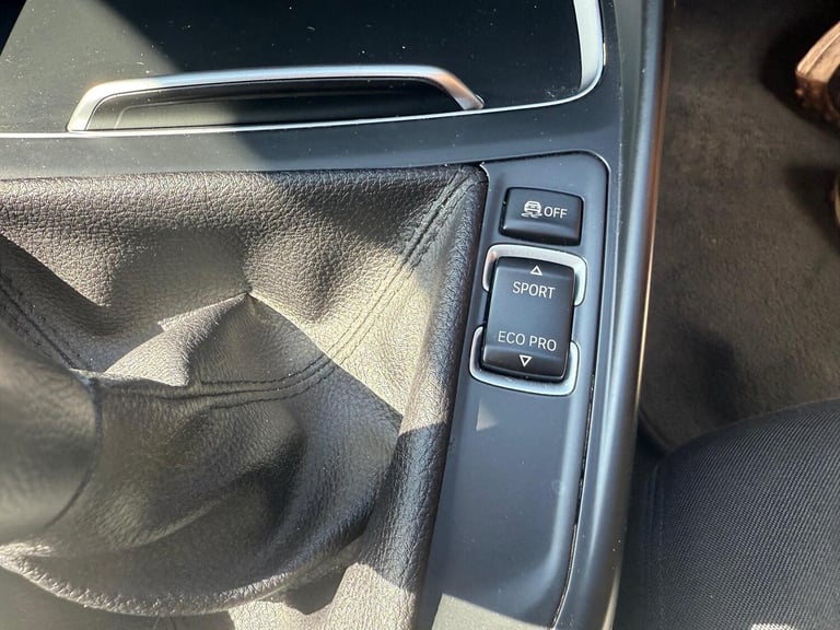 BMW 1 SERIES 1.5 118i SE Business 2018