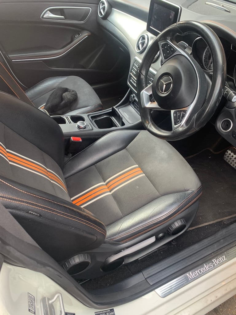 Mercedes-Benz, CLA, Saloon, 2015, Semi-Auto, 2143 (cc), 4 doors