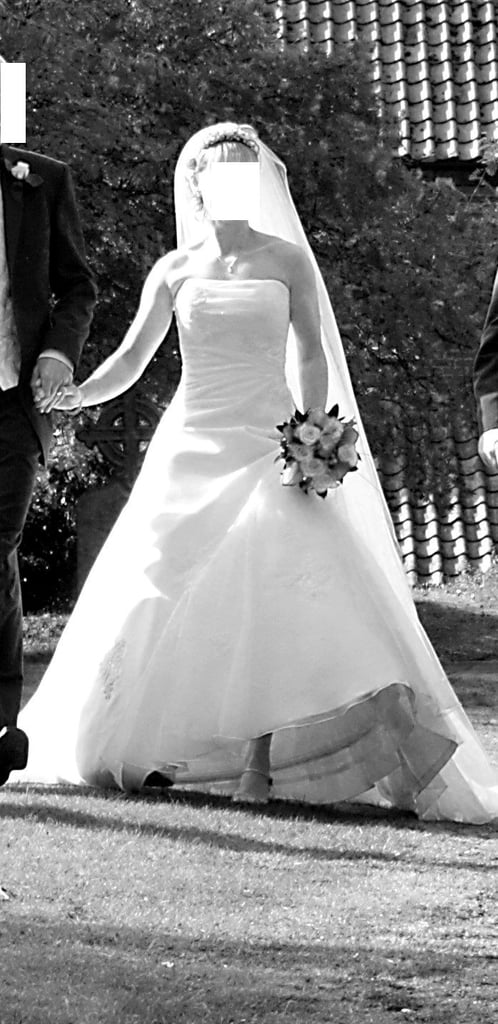 Wedding gown Wedding Dresses for Sale Gumtree