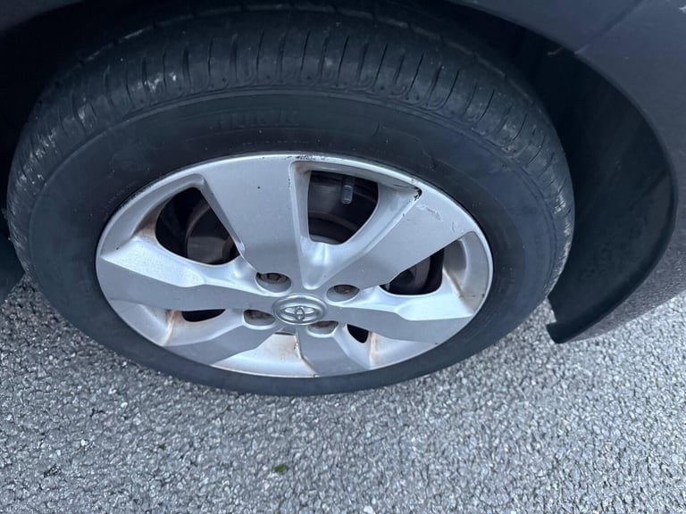 2013 Toyota AYGO 1.0 VVT-i Fire 5dr [AC] HATCHBACK PETROL Manual