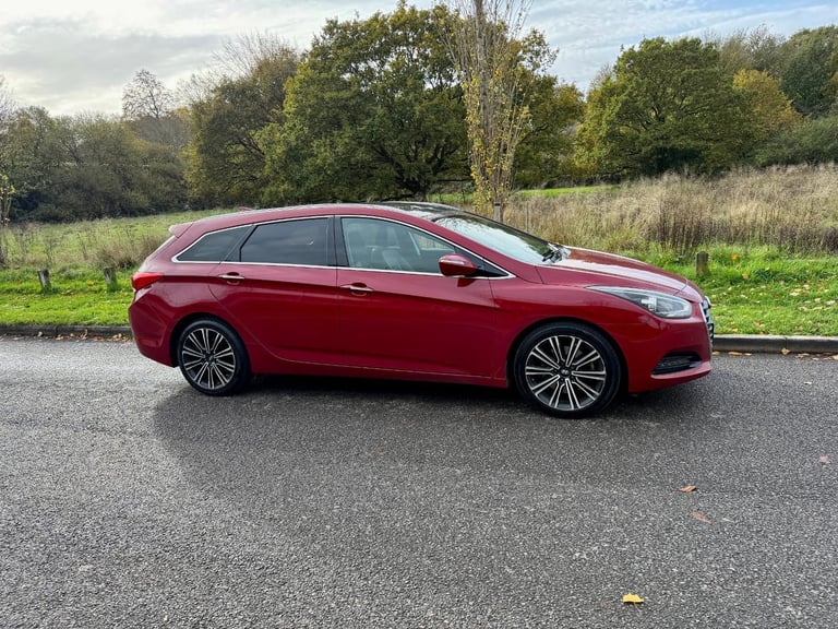 Hyundai i40 1.7 CRDi Blue Drive Premium Tourer Euro 6 5dr DIESEL MANUAL 2015/65