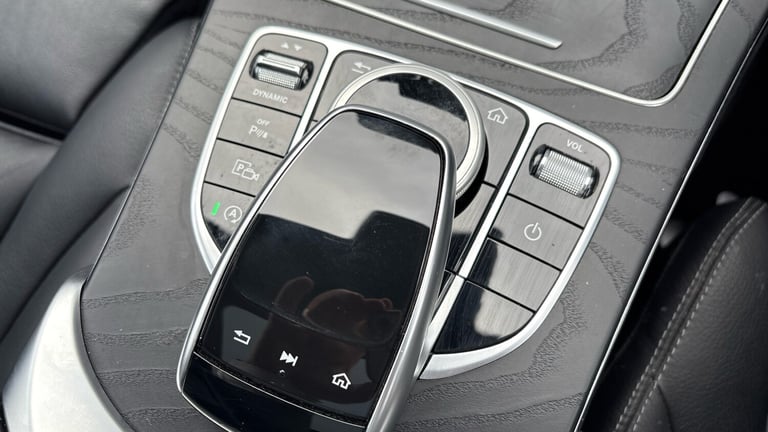2019 Mercedes-Benz C Class C220d AMG Line Premium Plus 4dr 9G-Tronic Diesel Saloon Saloon Diesel ...