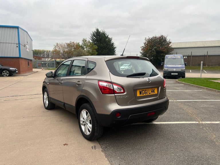 2011 Nissan Qashqai 1.5 dCi Acenta 2WD Euro 5 5dr HATCHBACK Diesel Manual