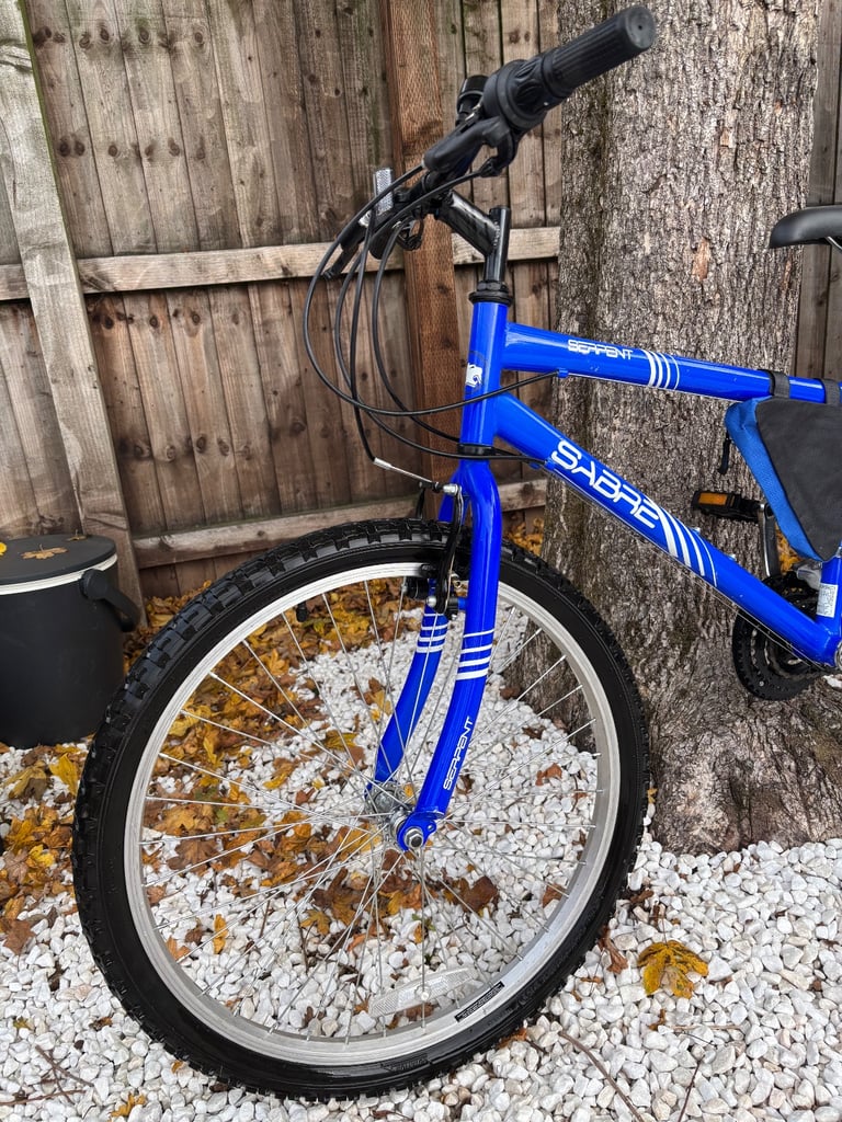 Child’s Lightweight SABRE Mountain Bike (Fantastic Condition)