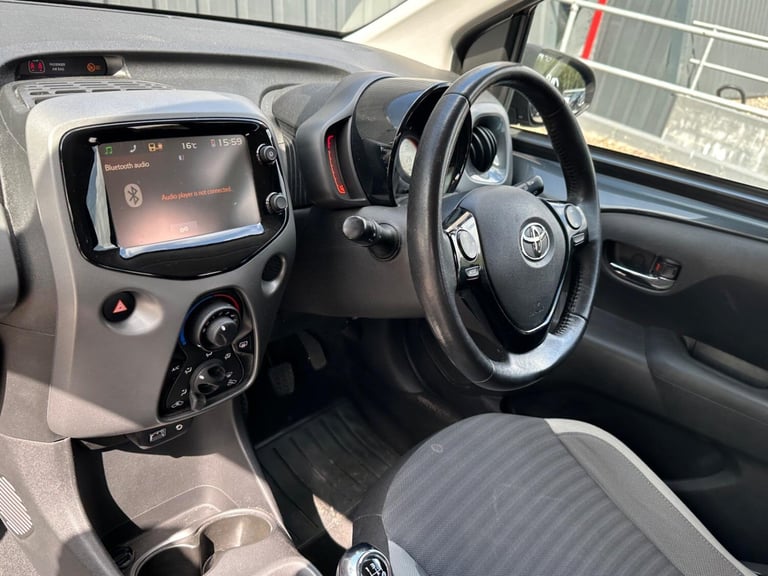 2018 Toyota AYGO 1.0 VVT-i x-play Hatchback 5dr Petrol Manual Euro 6 (71 ps) HATCHBACK Petrol Manual