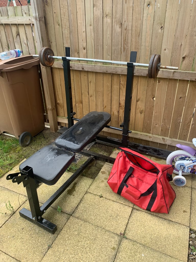 Weight bench, weight bar and weights 