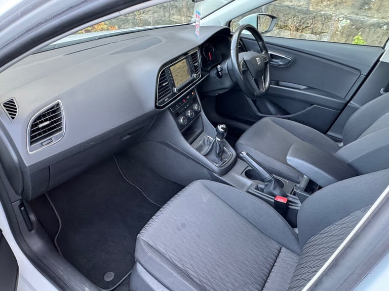 2015 65 Seat Leon 1.6 TDI SE Dynamic Technology Pack 110ps Turbo Diesel Tourer Euro 6 Estate 1 owner