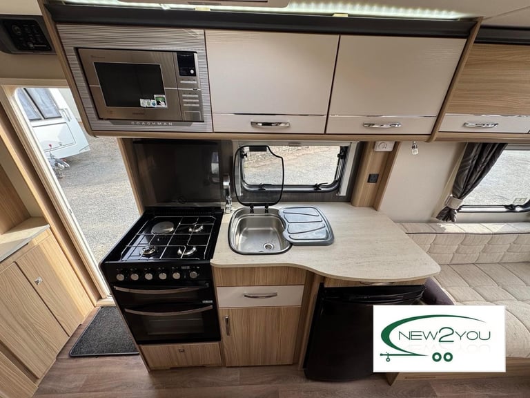 2017 Coachman Wanderer 17/4 4 Berth Caravan - STOCK E157