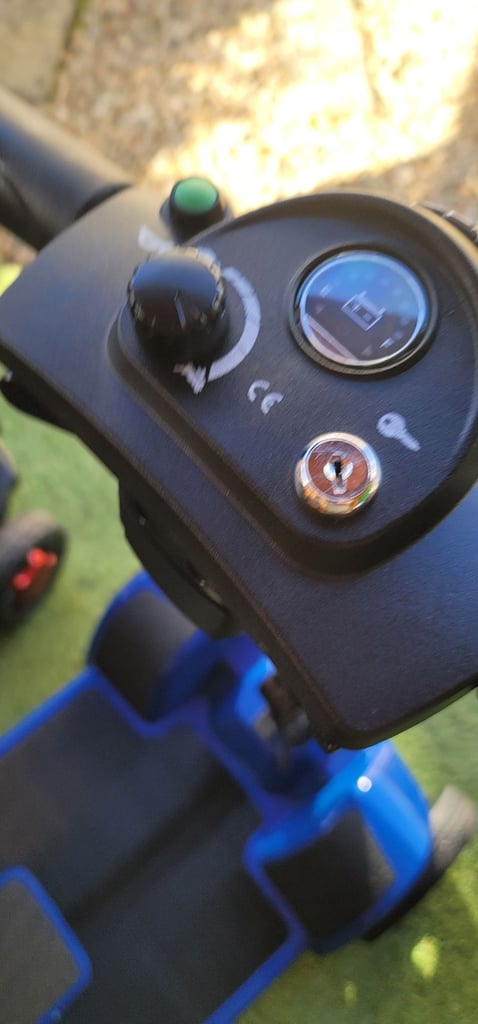 BLUE FOLDING MOBILITY SCOOTER  