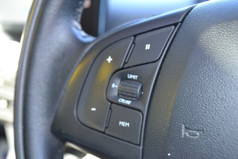 2015 Citroen C4 Cactus 1.2 PureTech [110] Flair 5dr HATCHBACK Petrol Manual