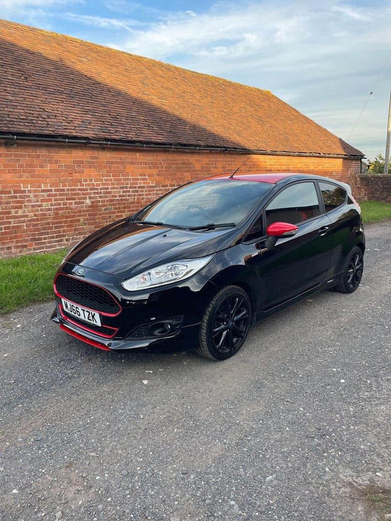 image for FORD FIESTA 1.0 T EcoBoost ST-Line 2016