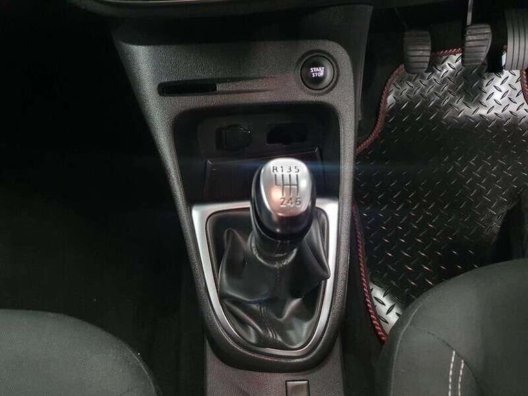 2019 Renault Captur 1.3 TCe ENERGY Iconic SUV 5dr HATCHBACK Petrol Manual