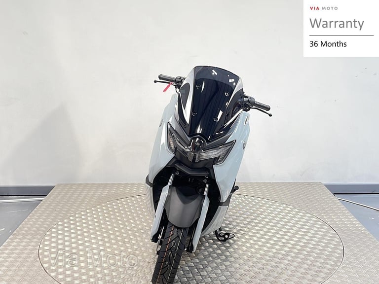 YAMAHA NMAX Tech MAX 125