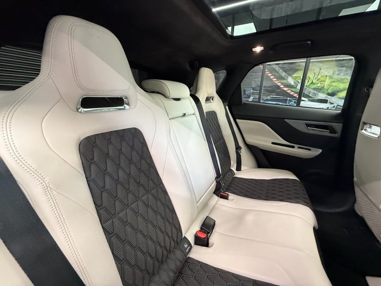 2020 Jaguar F-Pace 5.0 V8 SVR SUV 5dr Petrol Quickshift AWD Euro 6 (s/s) (550 ps) ESTATE Petrol A...