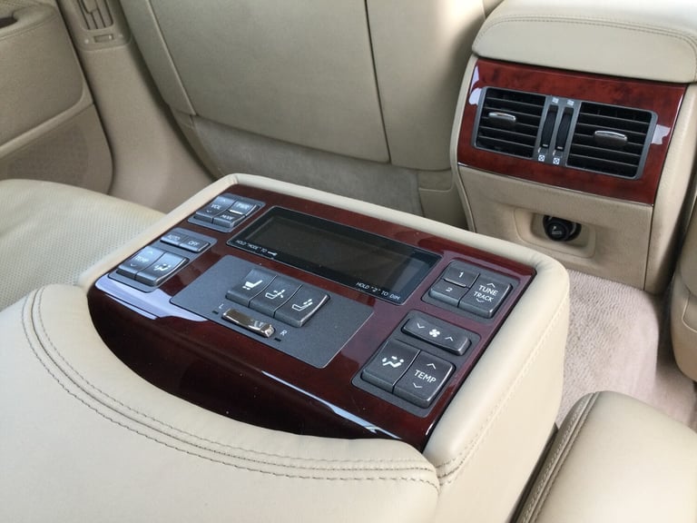 2006 Lexus LS 460 SE-L 4.6 V8 4dr Auto SALOON Petrol Automatic