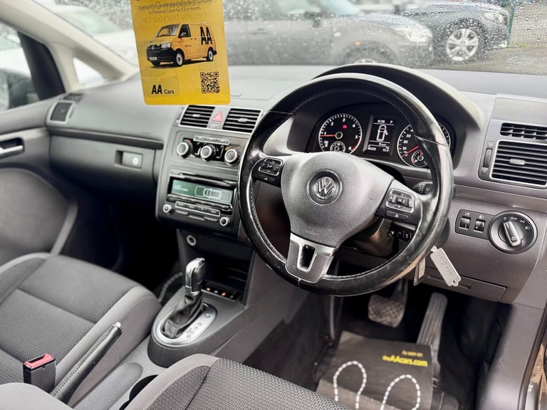 2015 Volkswagen Touran 1.6 TDI 105 BlueMotion Tech SE 5dr DSG MPV Diesel Automatic
