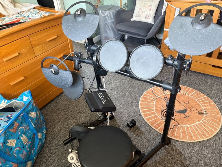 Yahama DTX450k electric drum kit