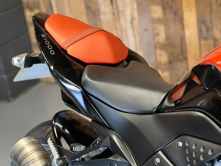 Kawasaki Z1000 ABS 2009 Lots of extras!