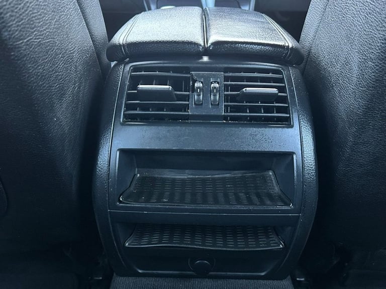 2011 60 BMW 5 SERIES 3.0 523I SE TOURING 5DR PETROL STEPTRONIC EURO 5 (204 PS)