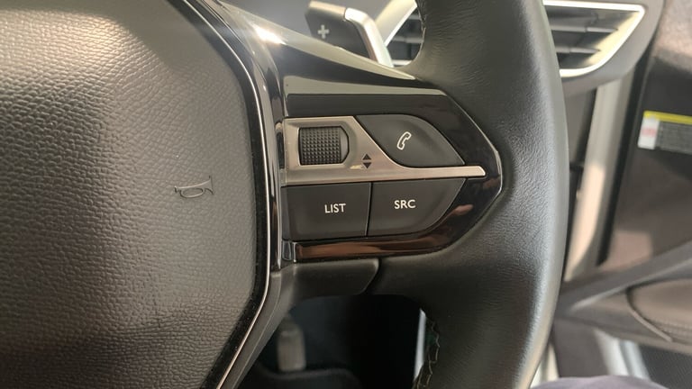2017 Peugeot 3008 1.2 PureTech Allure SUV 5dr Petrol EAT Euro 6 (s/s) (130 ps) SUV Petrol Automatic