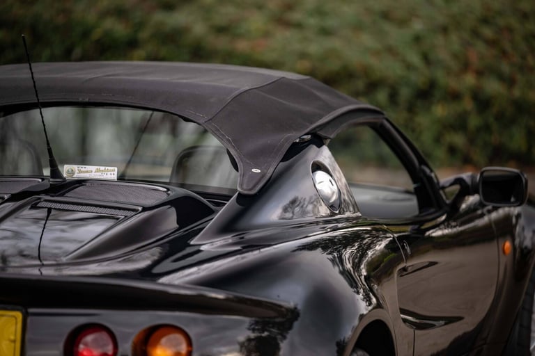 2000 Lotus Elise CONVERTIBLE Petrol Manual