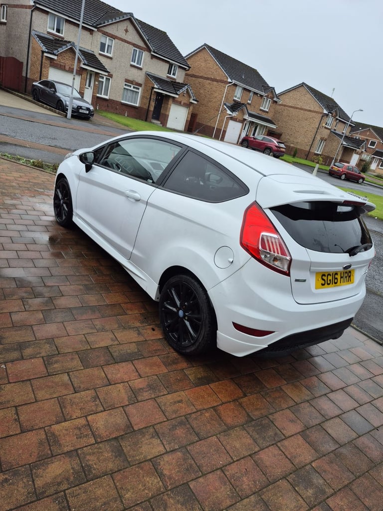 Ford, FIESTA S, Hatchback, 2016, Manual, 998 (cc), 3 doors