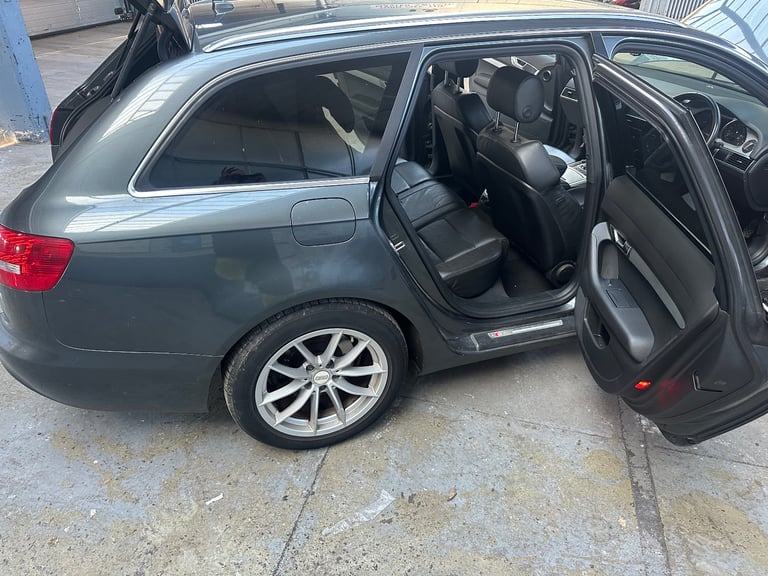 Audi A6 Avant 2011 Semi-Auto Diesel Quattro