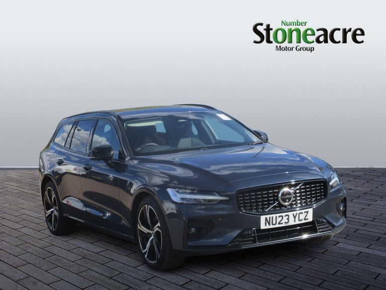 image for 2023 Volvo V60 Ultra Dark B4 (197 hp) ESTATE Petrol/Electric Hybrid Automatic