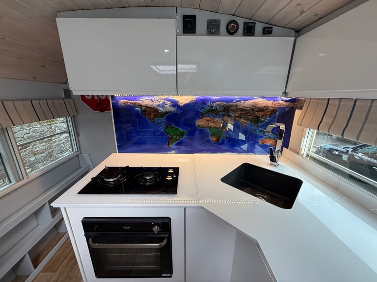 Off Grid Live aboard Skoolie motorhome