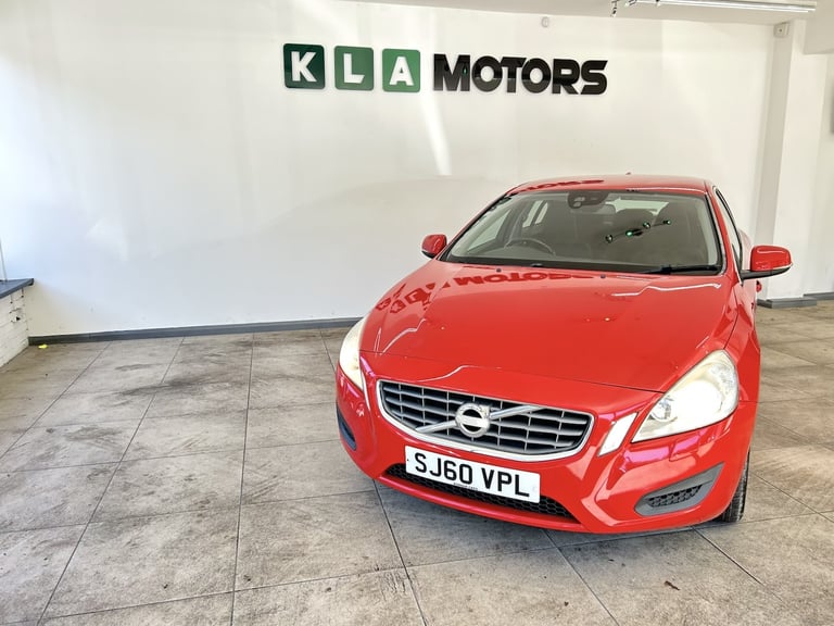 VOLVO S60 2.0 D3 SE Red Manual Diesel 2010