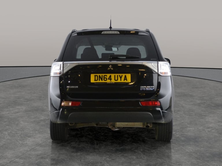 2015 Mitsubishi Outlander 2.0h 12kWh GX4hs SUV 5dr Petrol Plug-in Hybrid CVT 4WD Euro 5 (s/s) (20...