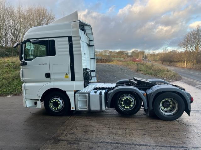 2019 MAN TGX XLX 26.460 Euro 6 6x2 tractor unit fridge a/c slider media system