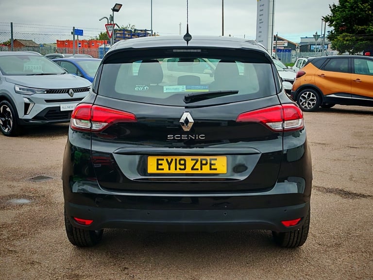 2019 Renault Scenic 1.3 TCE 140 Iconic 5dr Estate Petrol Manual