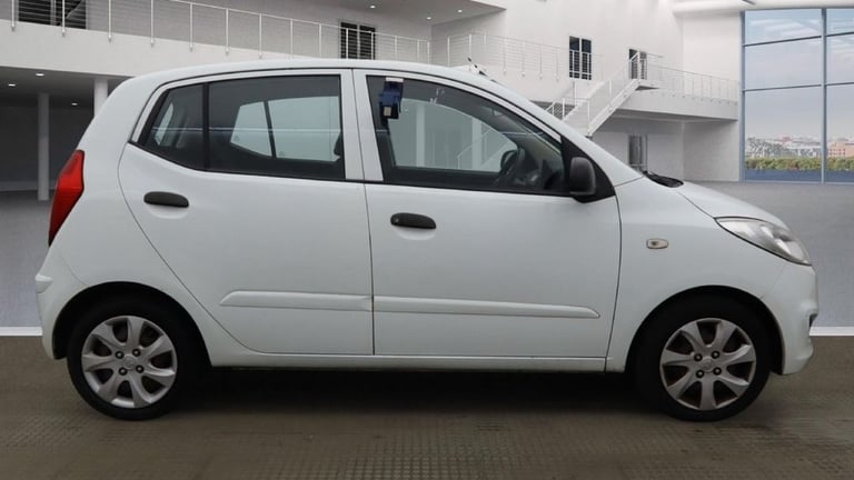2013 Hyundai i10 1.2 Classic 5dr HATCHBACK PETROL Manual