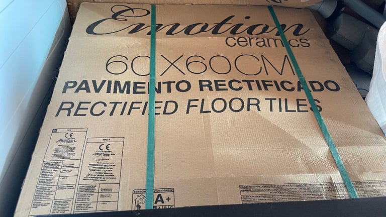Pack of Ceramic white and grey floor tiles 60 x 60cm