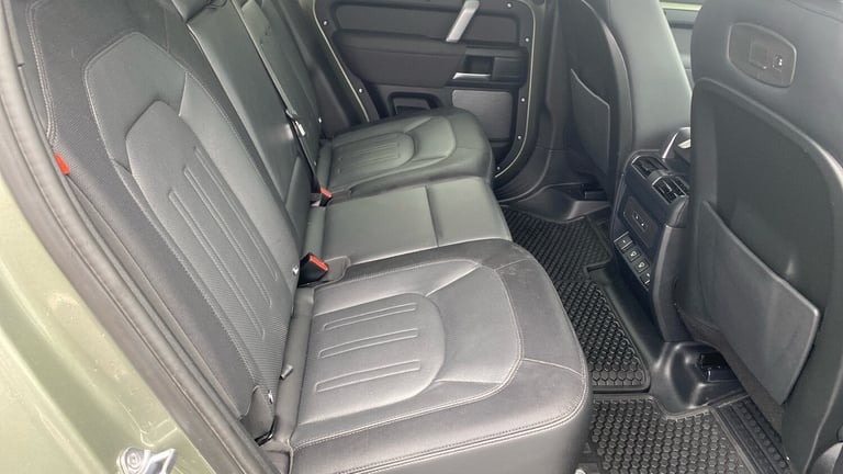 2021 Land Rover Defender 3.0 D250 X-Dynamic S 110 5dr Auto Diesel Estate Estate Diesel Automatic