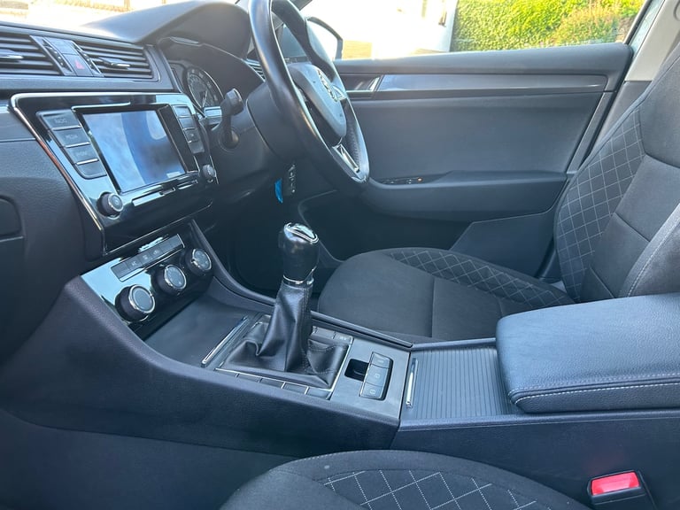 2017 Skoda Superb 1.4 TSI S 5dr ESTATE Petrol Manual