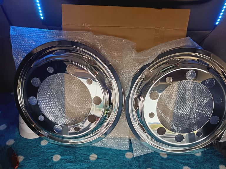 image for SET OF 22.5 UNIVERSAL WHEEL LINERS BRAND NEW 