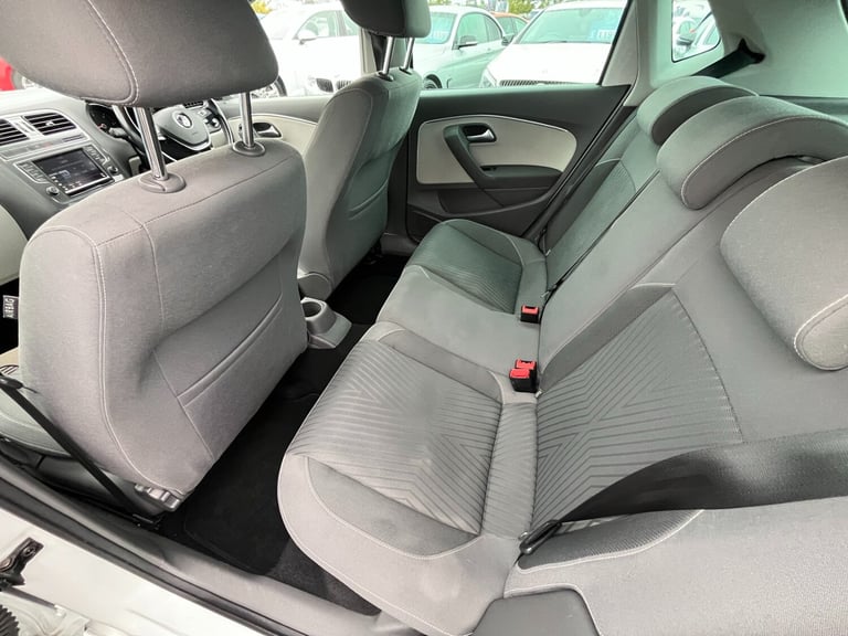 2015 Volkswagen Polo 1.4 TDI SE Design 5dr HATCHBACK Diesel Manual