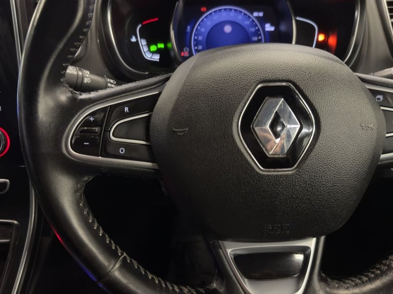 2019 Renault Grand Scenic 1.7 Blue dCi Signature MPV 5dr Diesel Manual Euro 6 (s/s) (120 ps) MPV ...
