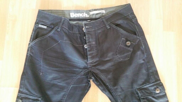 Vintage 00's BENCH  Fly Stud Cargo Jeans. Size : W36. L32