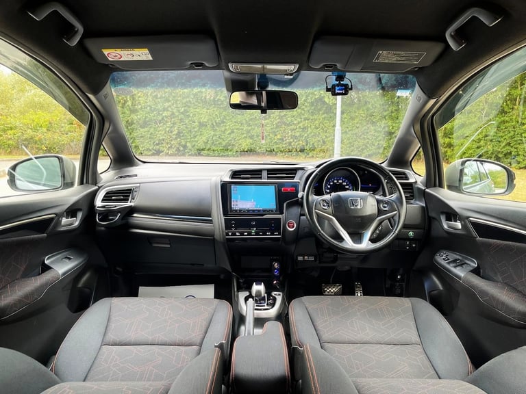 2013 Honda Fit  1.5 HYBRID/PETROL L PACKAGE ULEZ AUTO REVCAM ALLOY Hatchback Petrol/Electric Hybr...