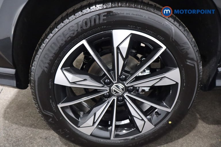 2025 MG MG HS 1.5 T-GDI Trophy 5dr DCT ESTATE PETROL Automatic