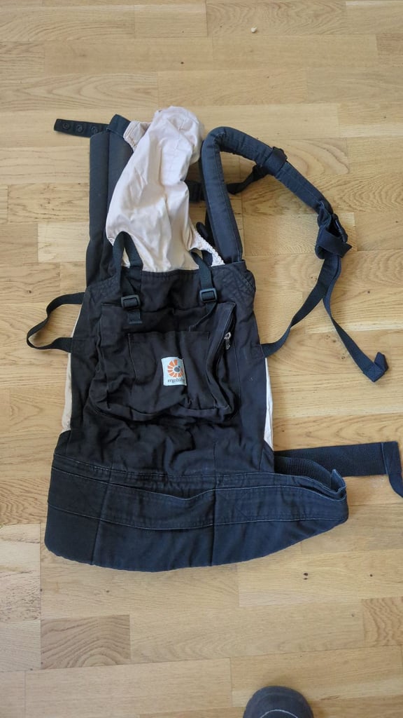 Eegobaby baby sling career