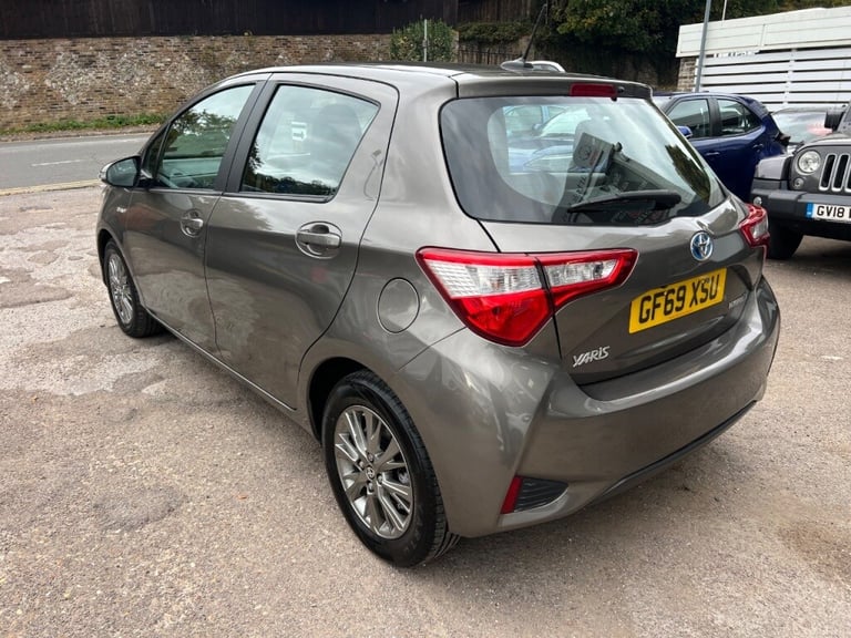  Toyota Yaris 1.5 Hybrid Icon 5dr CVT - FTSH - REAR CAMERA -  AIR CON Petrol/Ele
