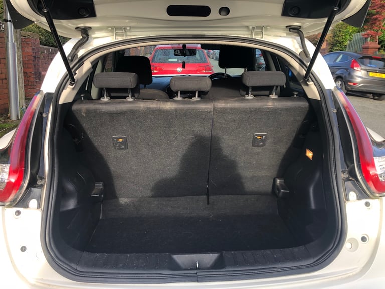 Nissan, JUKE, Hatchback, 2014, Other, 1598 (cc), 5 doors