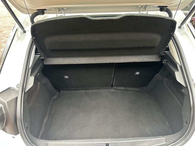 2021 Vauxhall Corsa 1.2 SE Premium 5dr HATCHBACK Petrol Manual