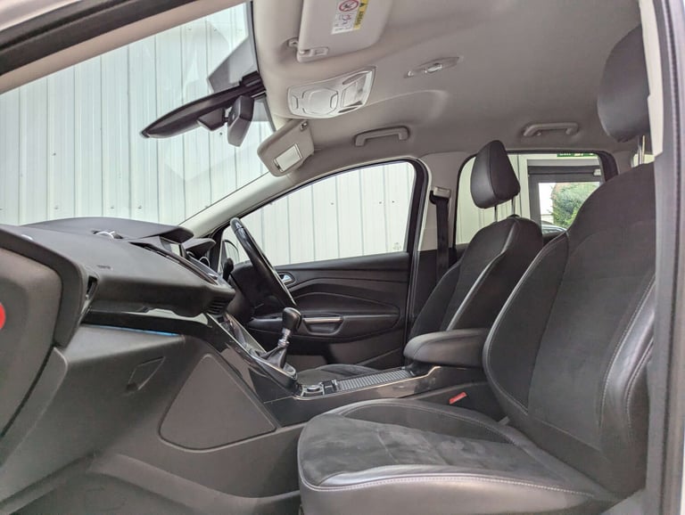 2017 Ford Kuga 2.0 Kuga Titanium TDCi 4x4 4WD 5dr SUV Diesel Manual