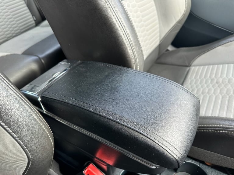 2011 Ford Fiesta 1.6 TD Zetec S Hatchback 3dr Diesel Manual (107 g/km, 94 bhp) Hatchback Diesel M...